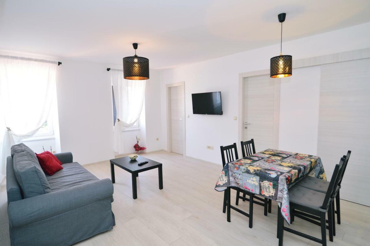 Apartments Knezgrad لوفغان المظهر الخارجي الصورة